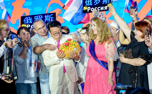 Фотографии гала-ужина с президентом корпорации Greenleaf и лидерами из разных стран (20.04.2025, г. Сучжоу)