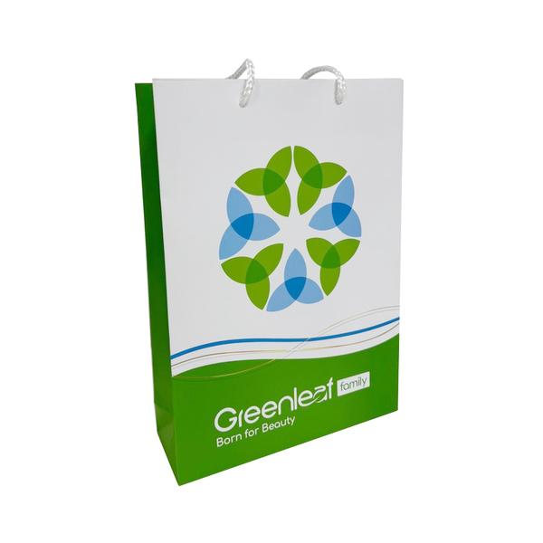 Фирменный бумажный пакет Greenleaf
